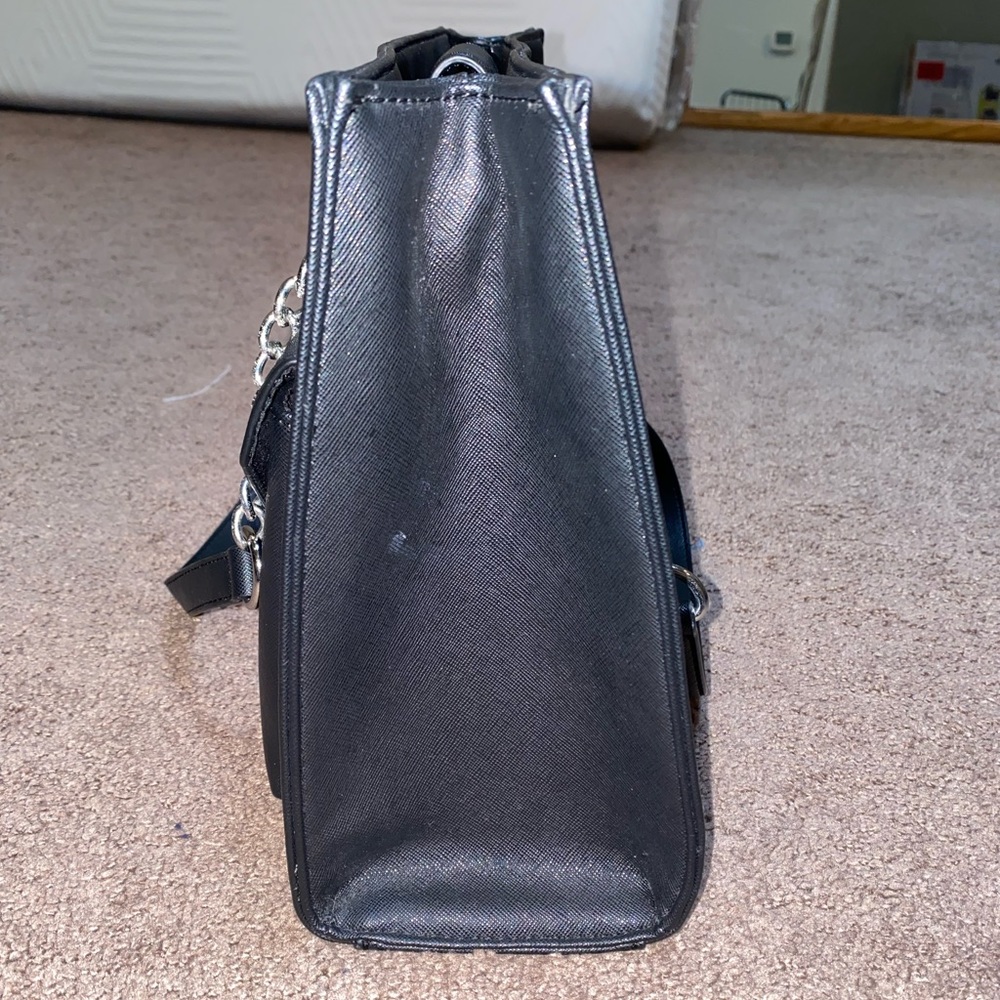Handbag - Picture 5 of 7